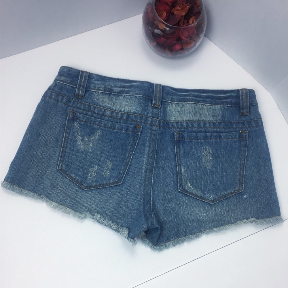 💥 Jean Distressed Shorts 💥 - Picture 6 of 6